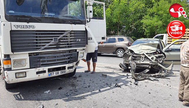Virajı alamadı, duran TIR’a çarptı... İşte detaylar...