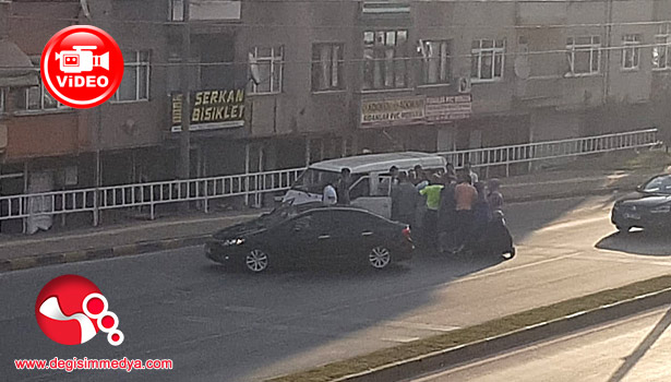 Yol verme tartışması kavgaya döndü…