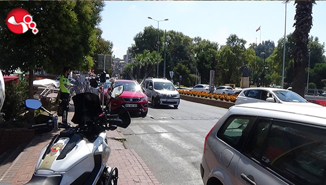 Yayalara yol vermediler... CEZAYI yediler...