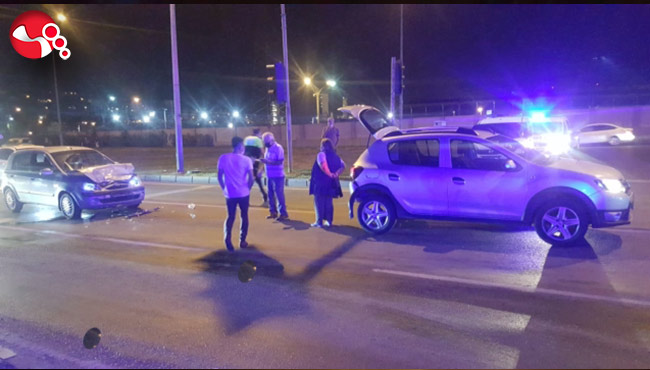 Kırmızı ışıkta bekliyordu!Ne olduğunu anlayamadı!..