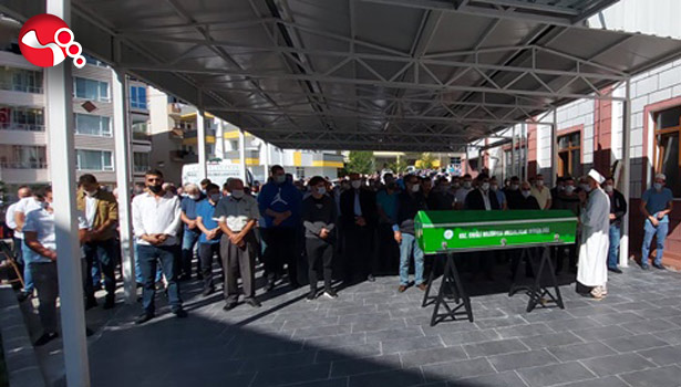 Aile Mezarlığı'nda toprağa verildi...