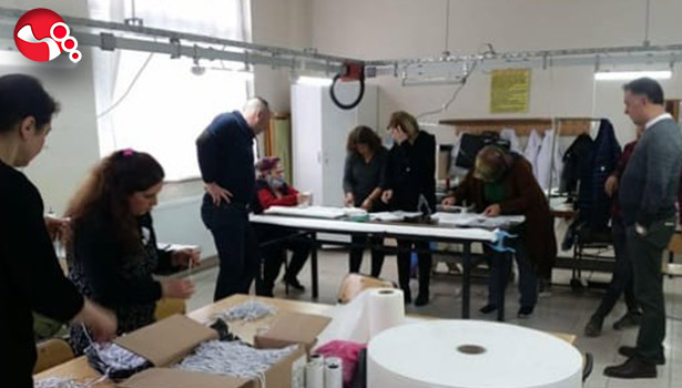 Metem'den çocuklar için maske üretimi...