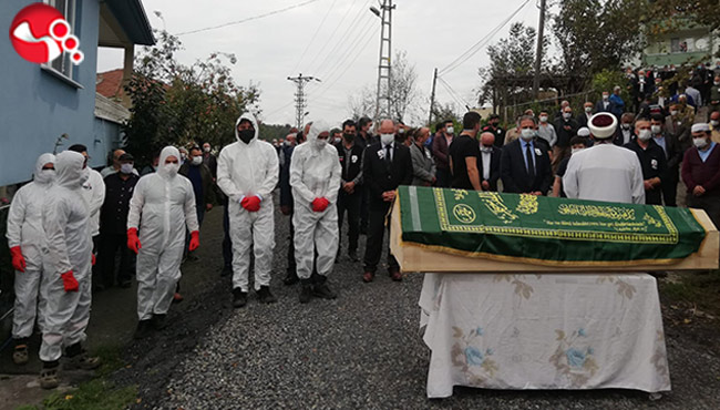 Korona’dan vefat eden muhtar toprağa verildi