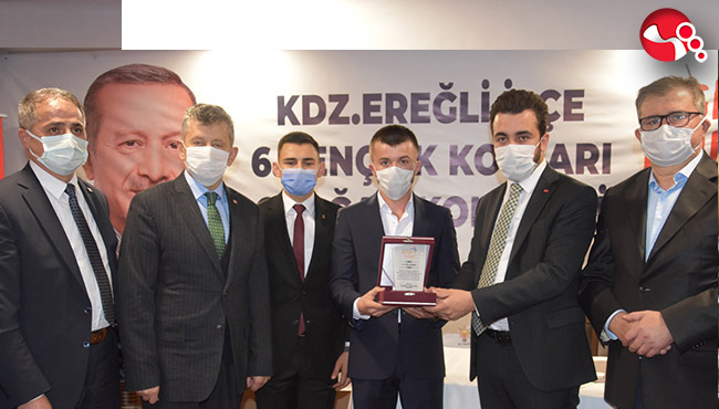 AK Parti Gençlik Kollarında görev değişimi...