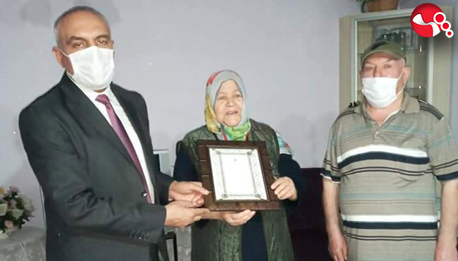 Hayırsever Çifte plaket