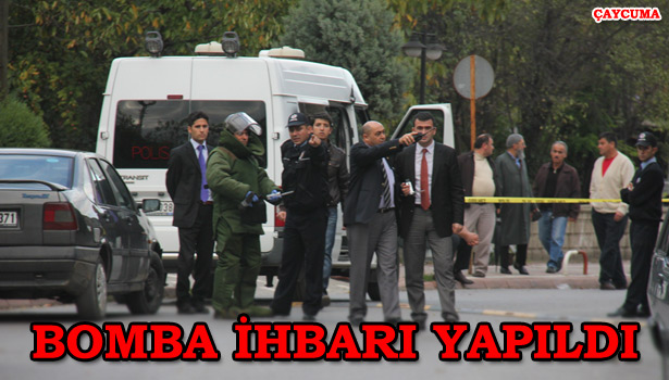 ZANLILARDAN BİRİNİN DUVARIN ARKASINA ATTIĞI POŞETTE PATLAYICI DÜZENEĞİ ÇIKTI