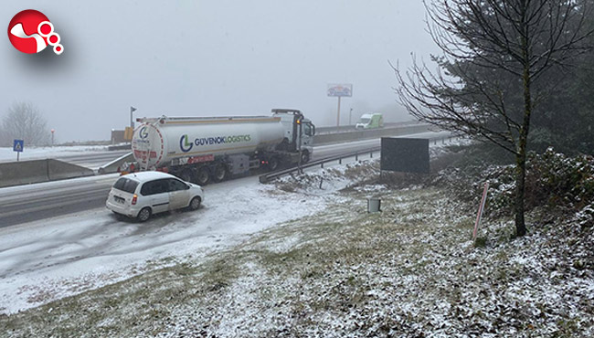 Komşuya kar yağdı...