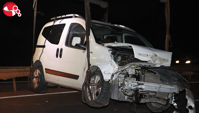 Bariyerlere çarptı...