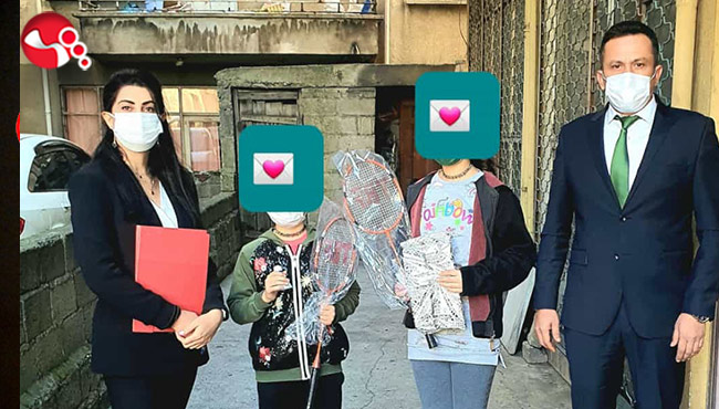 Sosyal Hizmetlerden çocuklara hediye yağdı