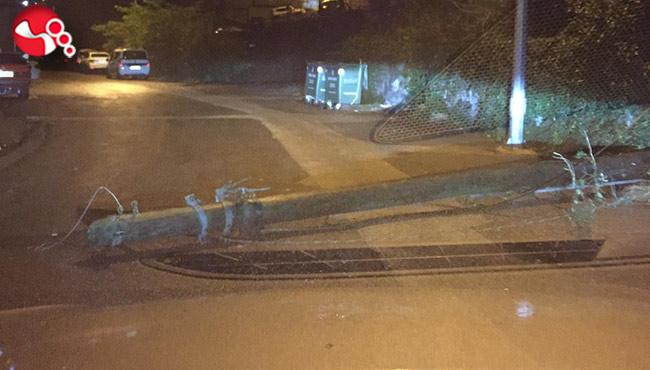 Araç sürücüsü kıl payı kurtuldu!!!