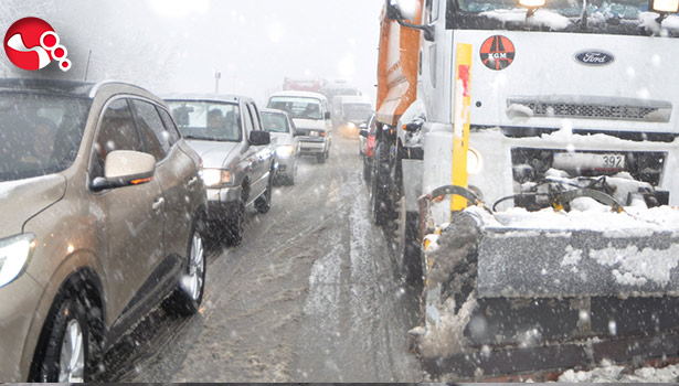 Yol trafiğe TAMAMEN KAPANDI!..
