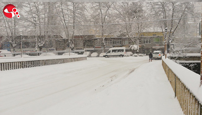 Zonguldak'ta kar kalınlığı 30 cm aştı