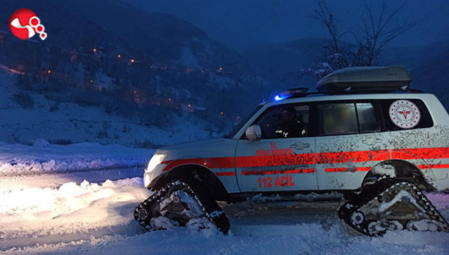 112 ekipleri doğum yapan hastaya yardmcı oldu