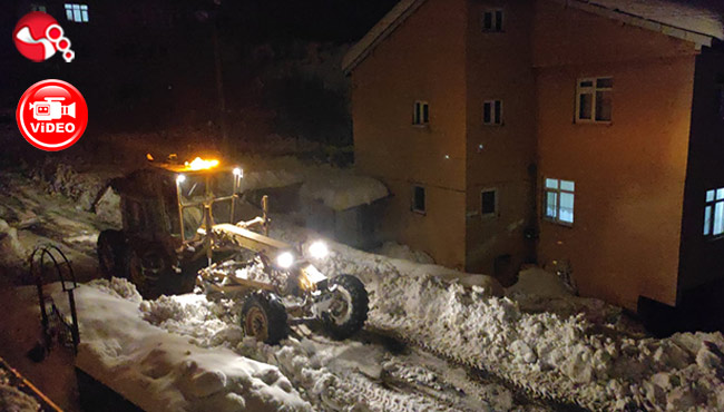 Ara Mahalle yolları temizlenmeye başlandı...