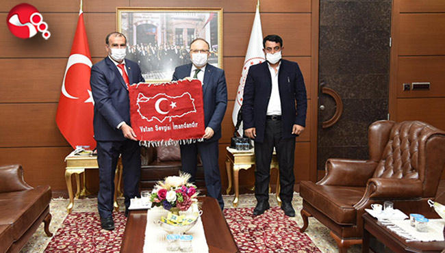 Bin 456 kilometreden Vali Mustafa Tutulmaz'ı ziyarete geldi