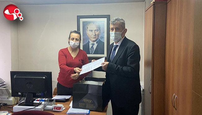 AK Parti İl Başkanı Zeki Tosun mazbatasını aldı