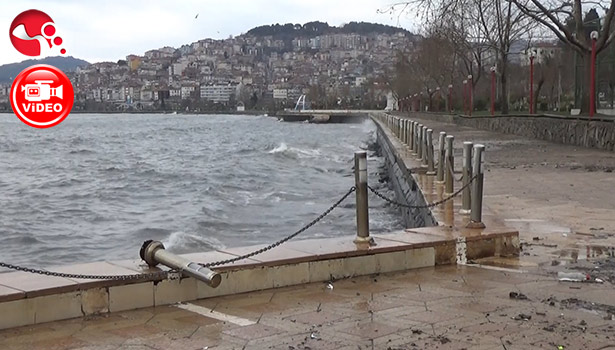 Dalgalar kıyıyı dövü!..