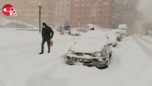 Ekiplerden kar nöbeti