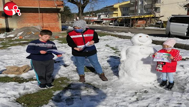 Bilgilendirme broşürü dağıttılar