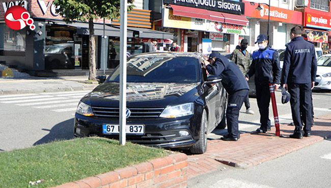 El frenini çekmeyince refüje girdi!!!