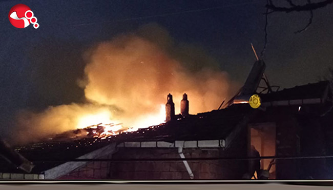 Tek katlı binada yangın!..