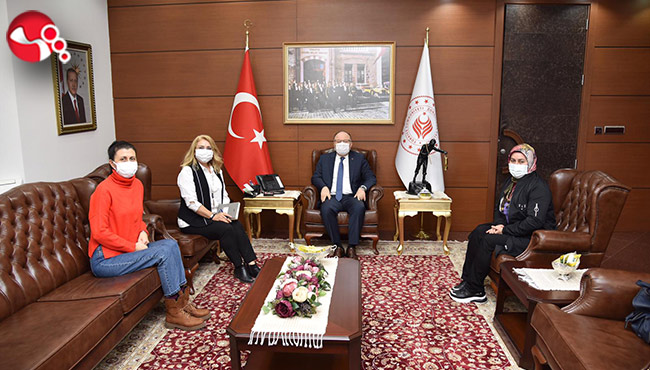 “Elpek Dokuyan Eller” Vali Tutulmaz’ı ziyaret etti