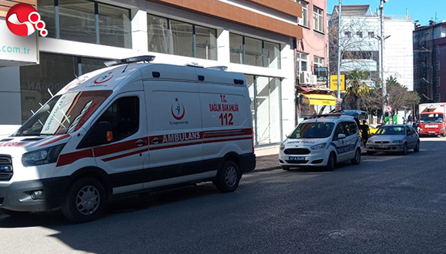 Ambulans kazaya karıştı