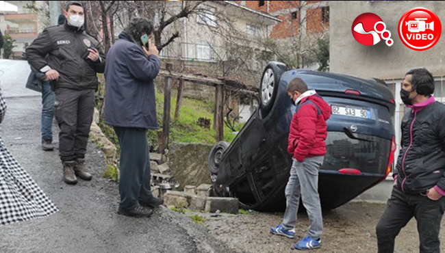 Çocuklarıyla pazardan dönüyordu, takla attı!!!