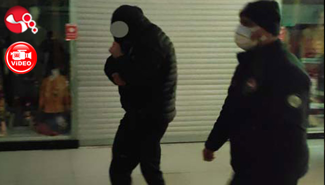 Alkol çalarken yakalandılar!!!