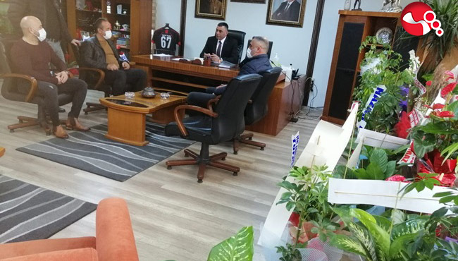 Başkan'ın Odası “Çiçek Bahçesine” döndü...