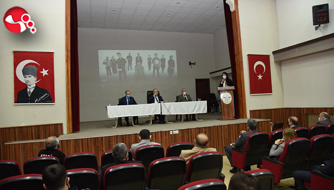 Vali Tutulmaz muhtarları bilgilendirdi...