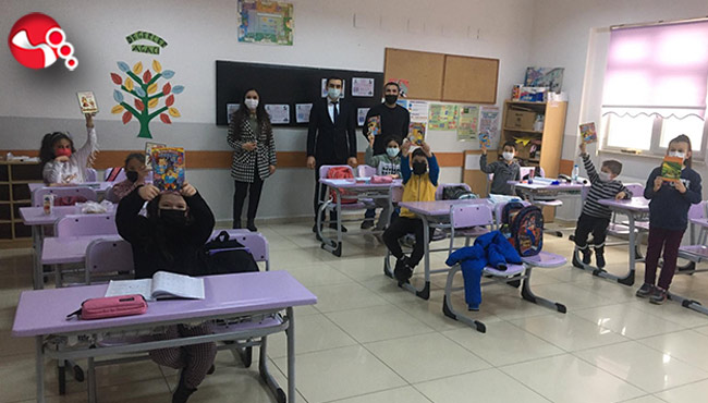 Halk Kütüphanesi 57. yılında okullara ziyarette bulundu