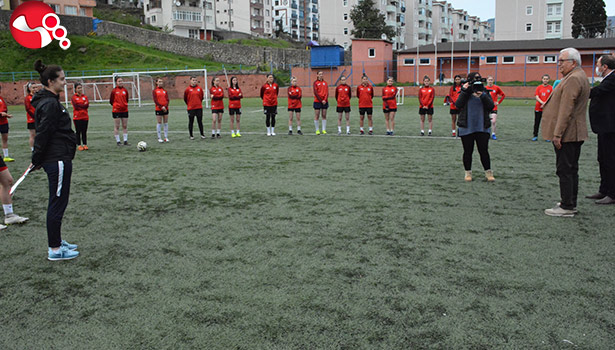 Posbıyık’tan Kadın Futbol Takımına destek ziyareti