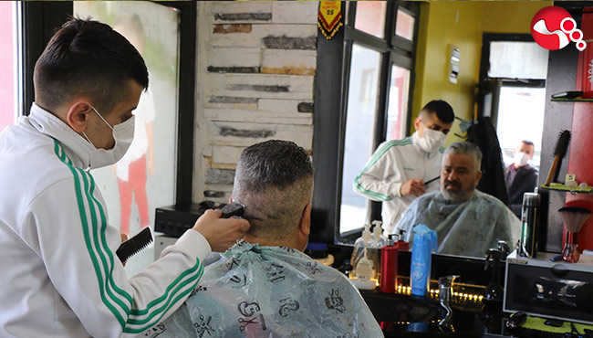 Berber ve Kuaförlerde yoğunluk