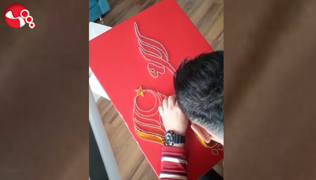 El emeği çalışmasını Vali Mustafa Tutulmaz'a hediye edecek