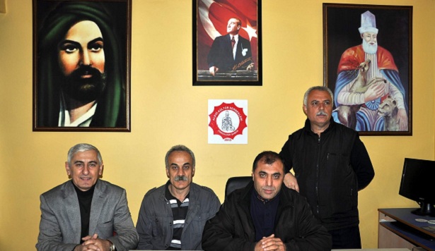 ALEVİ KÜLTÜR DERNEĞİ'NDEN AŞURE ÇORBASI DAĞITIM TÖRENİ