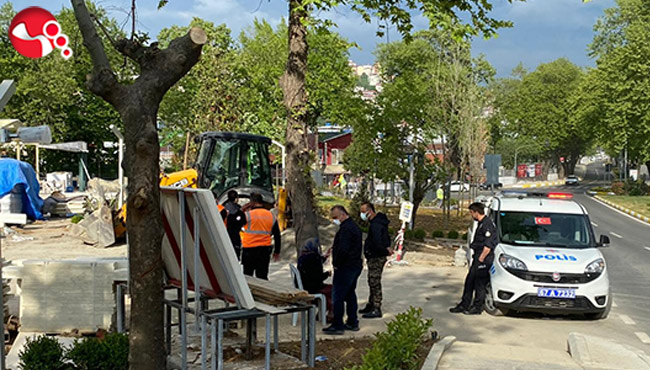 Kaybolan yaşlı kadına polis sahip çıktı