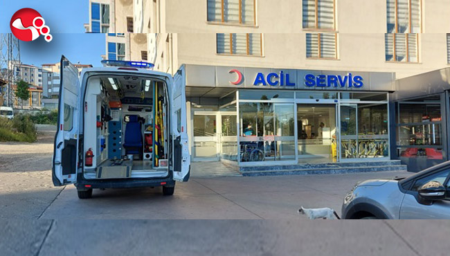 Otobüsten inerken düştüler,hastanelik oldular!..