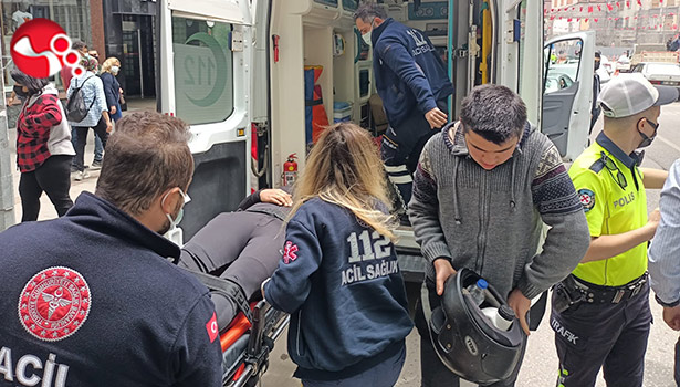 Kamyonetle Motosiklet çarpıştı