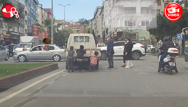 Çocukların tehlikeli oyunu kameralara yansıdı!!!
