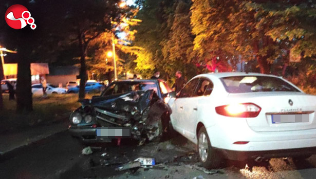 Kafa kafaya çarpıştılar!!!