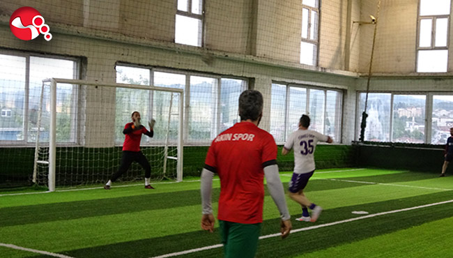 Halı sahalar aylar sonra kapılarını açtı