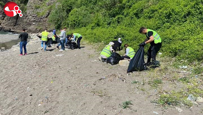 Çavuşağzı Plajın temizlediler!!!