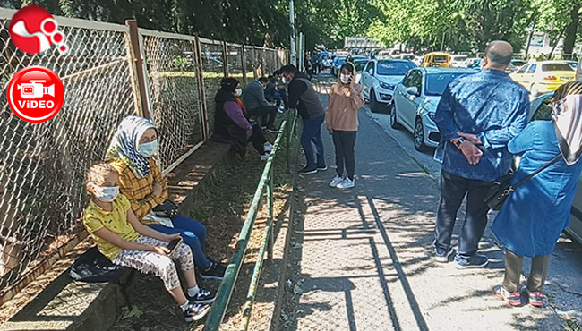 Öğrenciler sınavda,Veliler kapıda ter döktü!!!
