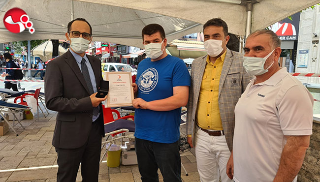 Gazeteciler ve Kent Konseyi’nden anlamlı bağış