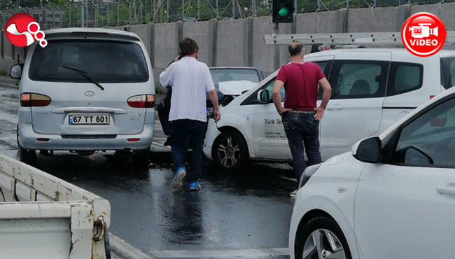 4 araçlı zincirleme kaza!!!