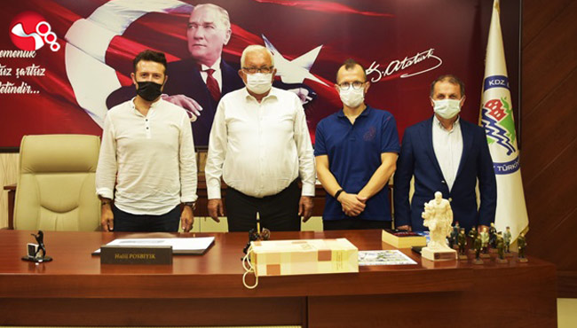 Veteren Futbol Takımı’ndan Başkan Posbıyık’a ziyaret...