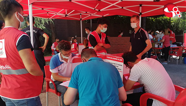 Jandarma’dan 156 ünite kan desteği