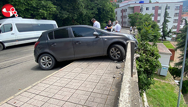 50 metreden uçuruma düşüyordu