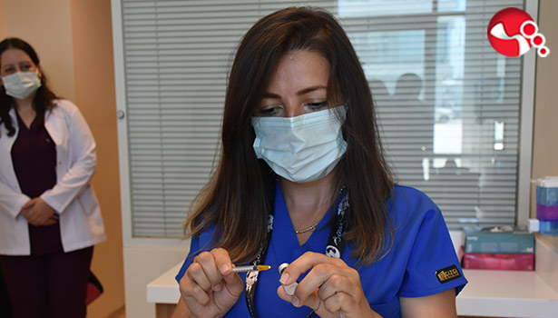 Sağlık Bakanı Koca'nın örnek gösterdiği hemşire duygularını paylaştı